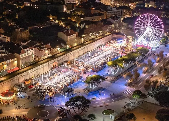 Maisonnette Vieille - Port 2 Min Away * 昂蒂布