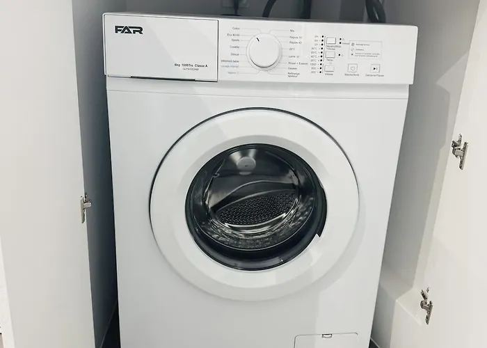 Maisonnette Vieille - Port 2 Min Away * 昂蒂布